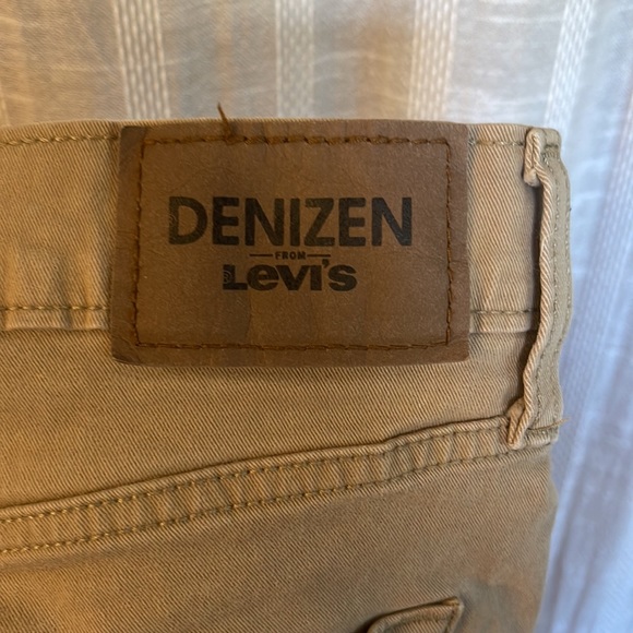 Levi khaki pants. Size 36x34 - Picture 9 of 10